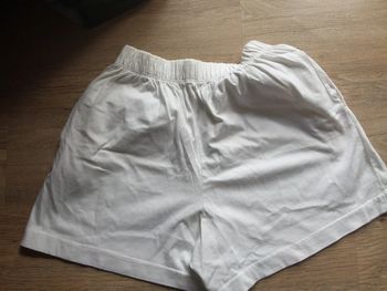 Short blanc