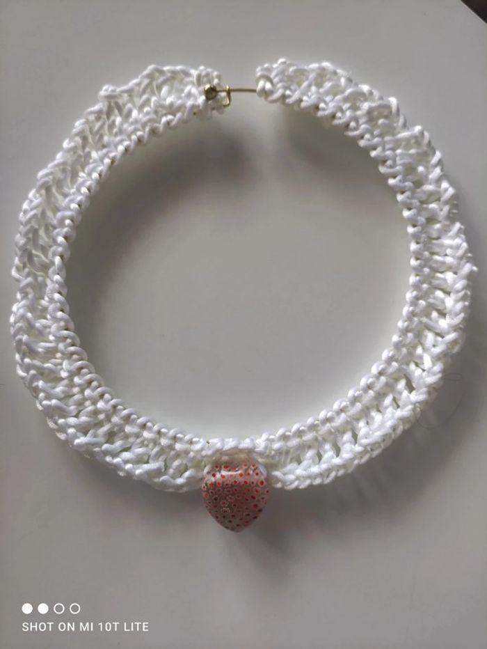 Collier crocheté blanc
