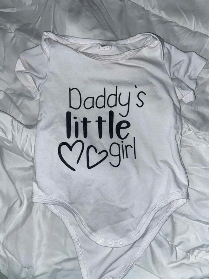 Lot de 14 bodys bébé fille 6-9 mois - photo numéro 2