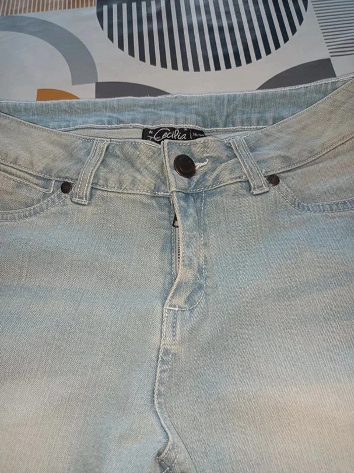 Short femme taille 38/40 Cecilia Fashion en très bon état - photo numéro 3