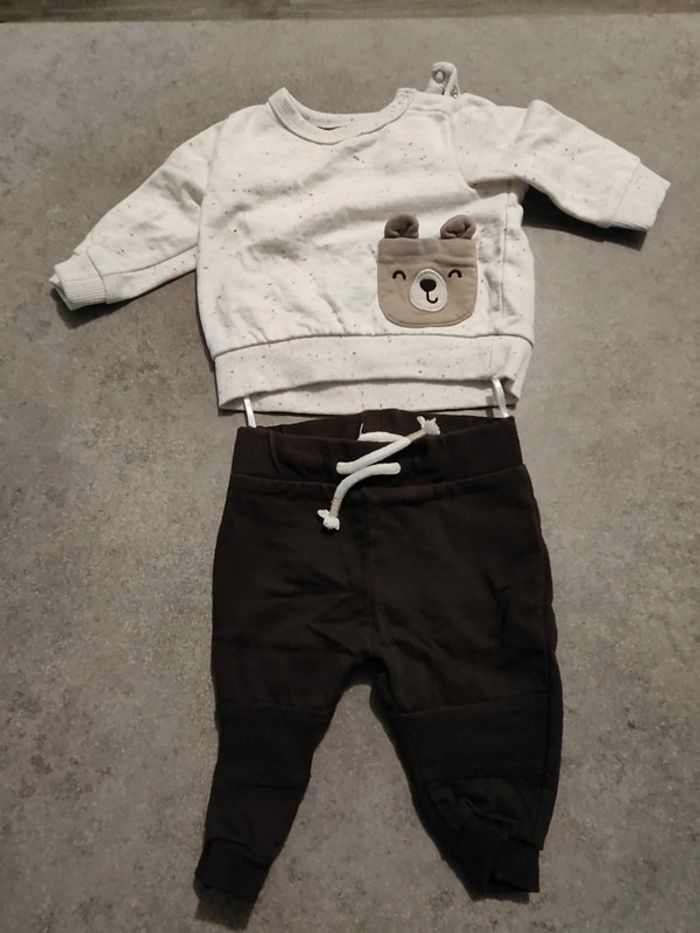 Ensemble bébé jogging