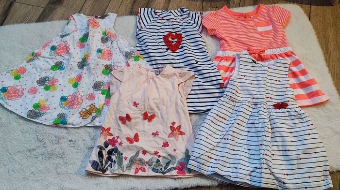 Lot vêtements bébé fille 12 mois 🐣 - photo numéro 1
