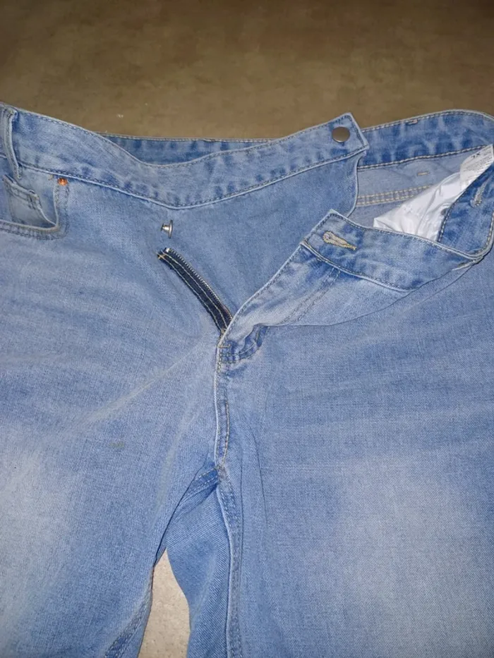 Jeans droits   China - photo numéro 4