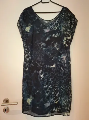 Robe I.Code by Ikks Neuve - 100% Soie - Imprimé Abstrait Noir/Bleu - T.36