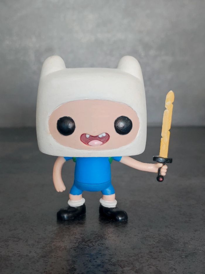 Figurine Pop Adventure Time Finn 32 version Épée / Funko