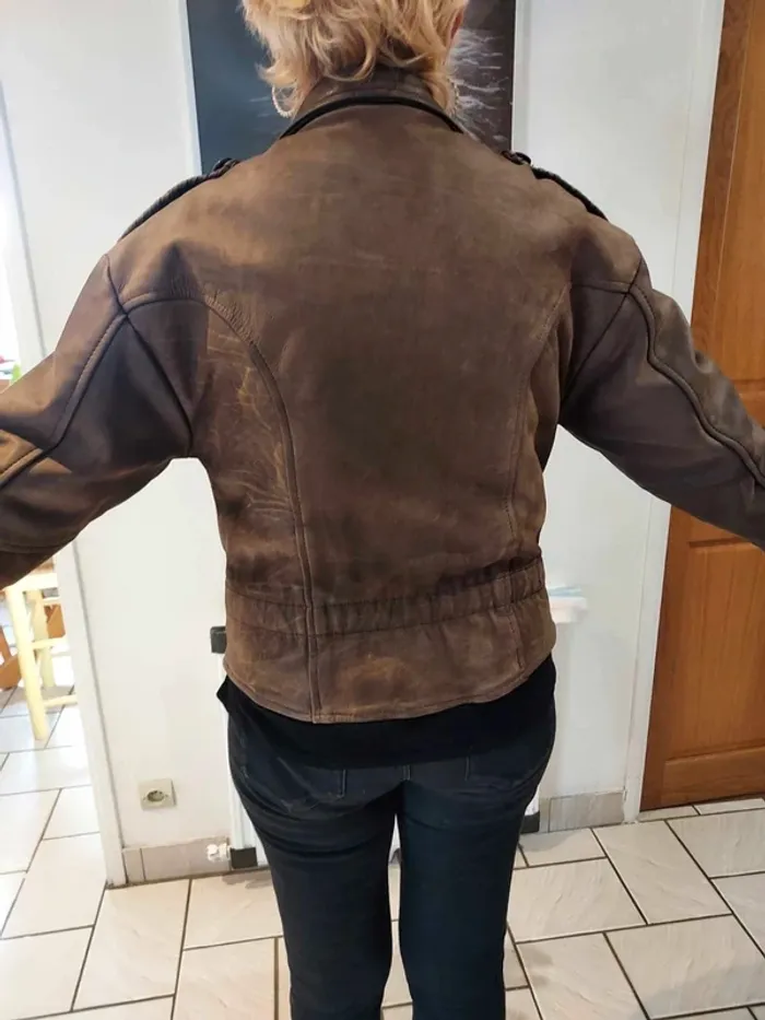 Blouson cuir marron/ perfecto/ moto / femme / taille 40/42 - photo numéro 4