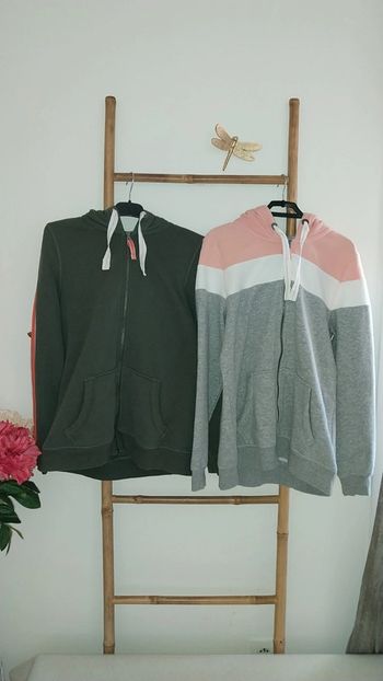 Lot / Duo de 2 vestes sweats zippées à Capuche excellent état taille M