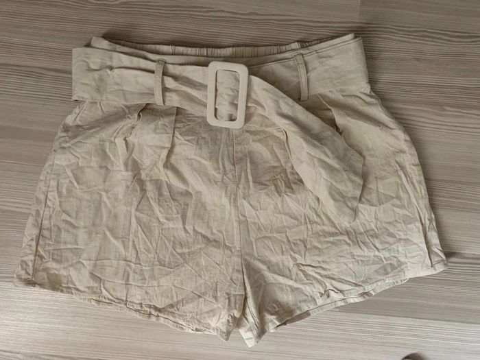Short style lin beige ceinture T.M neuf Shein