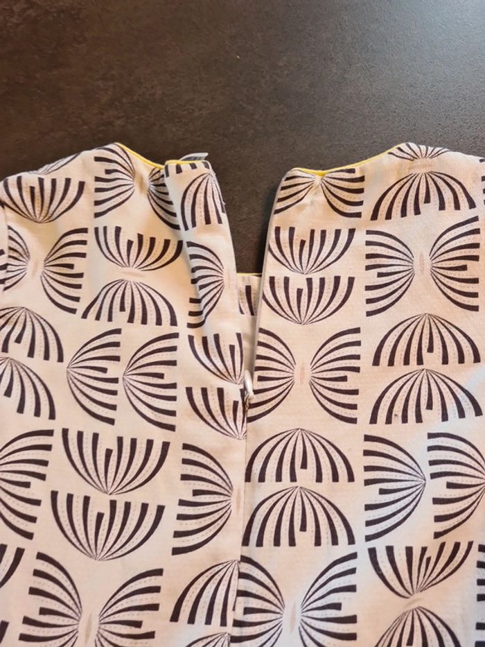 Robe noir et blanche - photo numéro 2