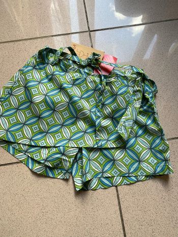 Short jupe de marque Vitivic taille 6 ans neuve