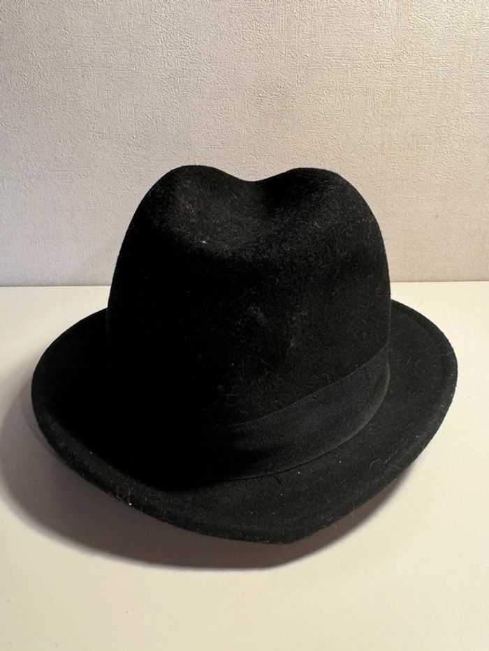 Chapeau noir - photo numéro 3