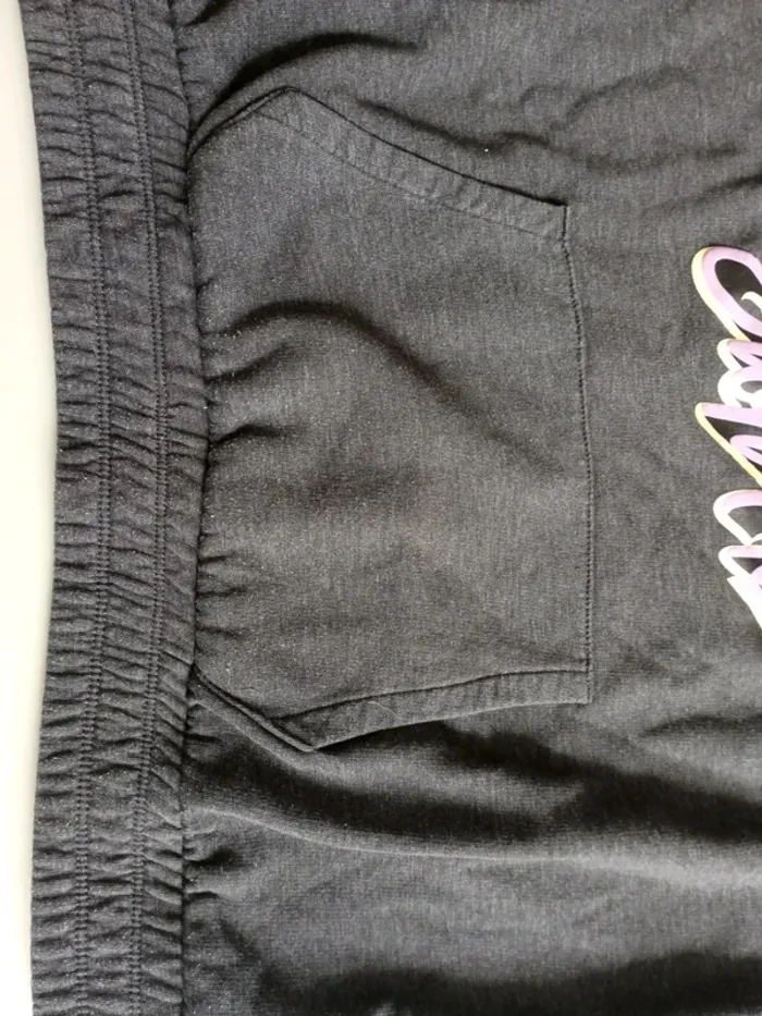 Pull à capuche Jennyfer taille l - photo numéro 7