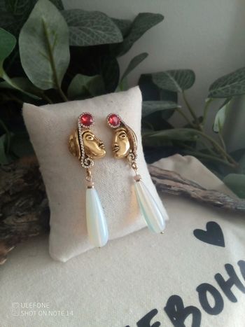 Boucles d'oreilles bohèmes pierres opaline