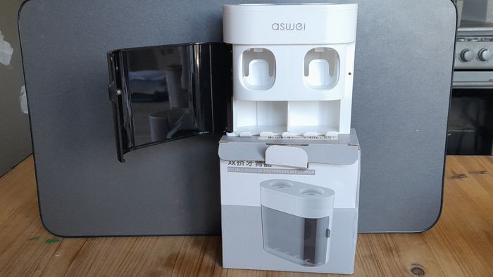 Distributeur dentifrice - photo numéro 2