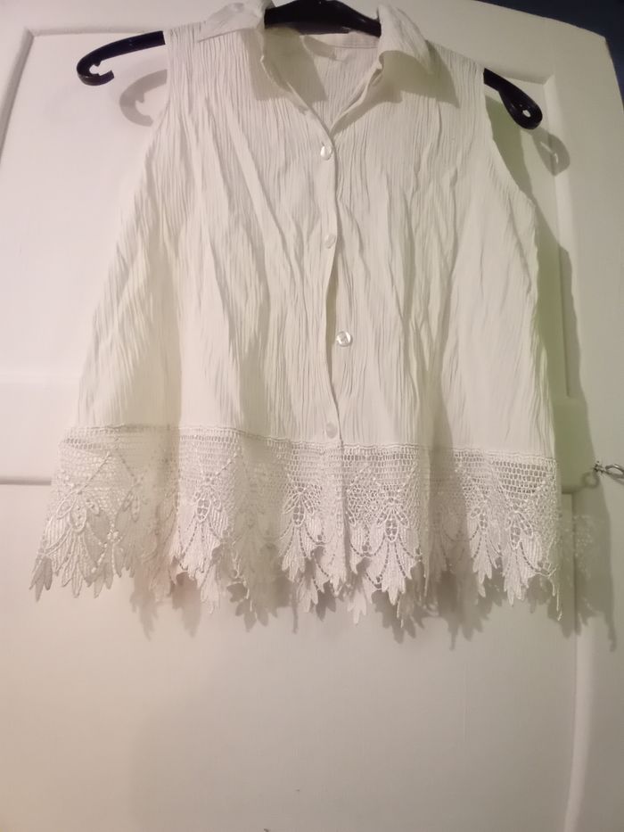 Blouse blanche sans manches - photo numéro 3
