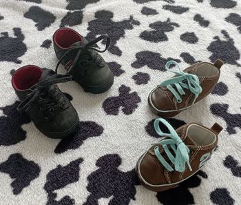 Lot chaussures 12/18M