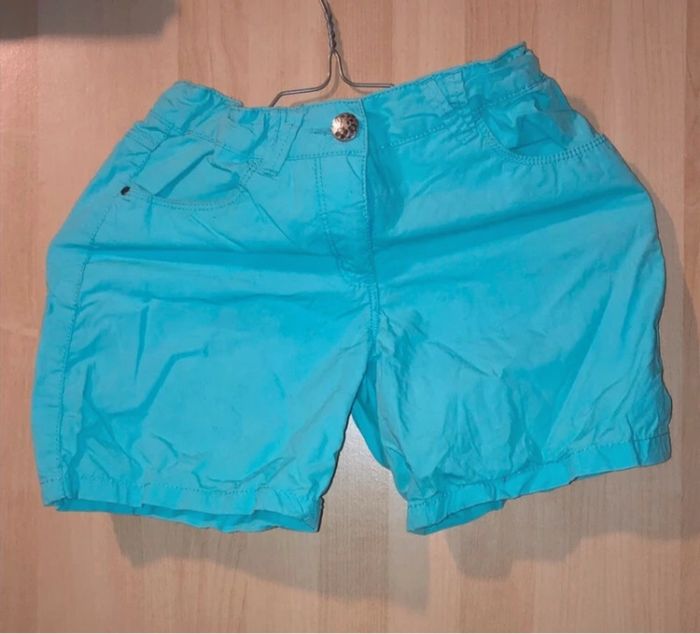 short bleu