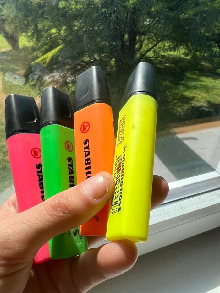 Lot de 4 surligneurs Stabilo Boss – couleurs fluo - photo numéro 3
