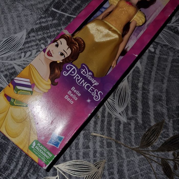 poupée Disney Princesse BELLE 🎄 neuf - photo numéro 3