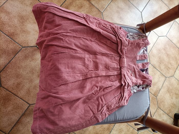 Robe manches courtes