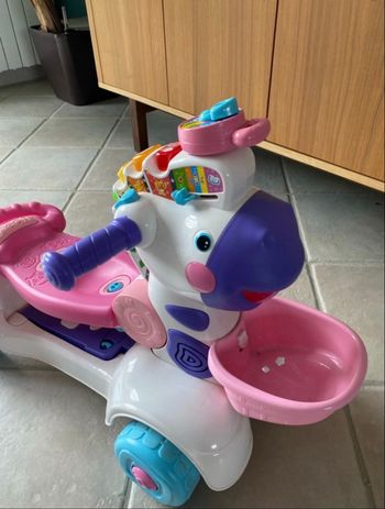 Trottino zebre rigolo Vtech musicale parfait état