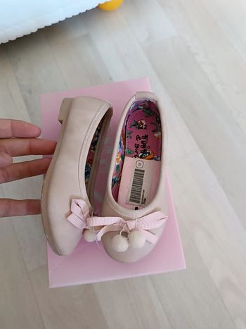 Ballerines neuves t22