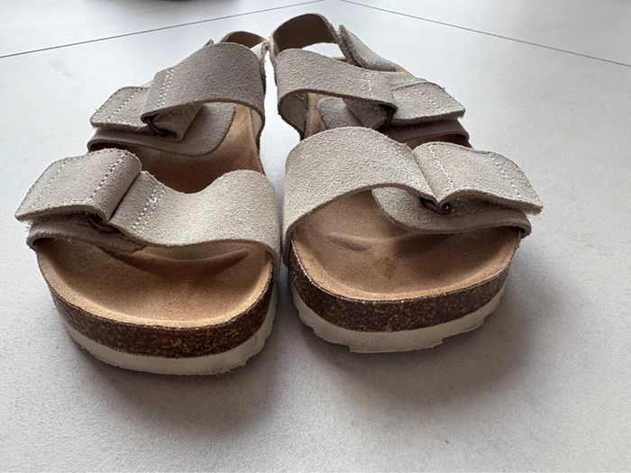 Sandales garçon Zara beige - taille 32 - très bon état - photo numéro 6