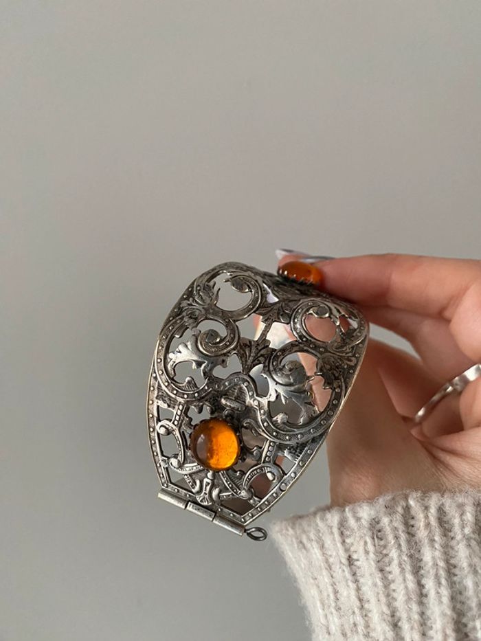 Manchette ambre - photo numéro 8