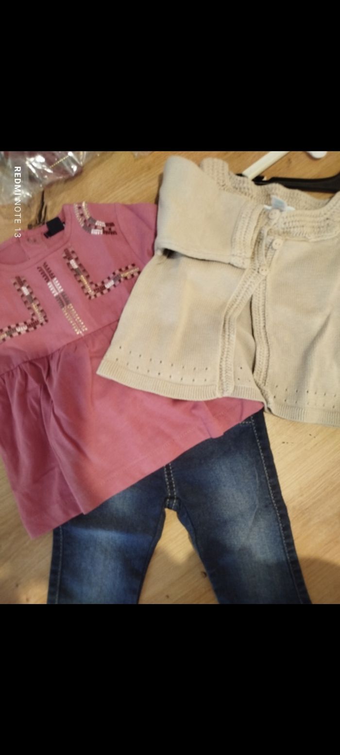 #kytie3moisfille. Ensemble 3 pièces taille 3 mois - photo numéro 1