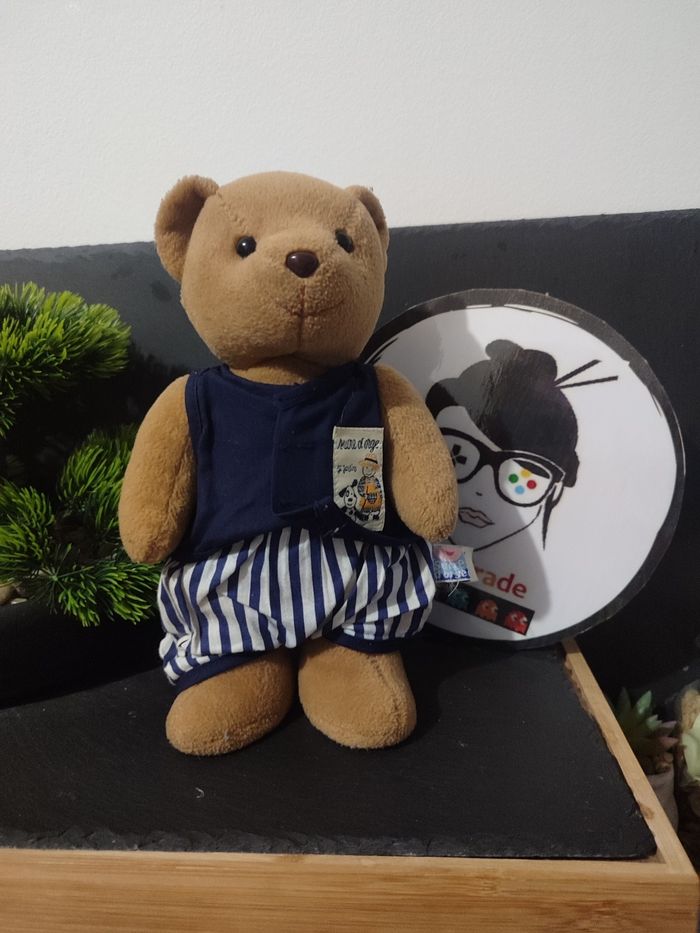 peluche ours ancien sucre d'orge je jardine marron blanc marine rayé gilet short beige