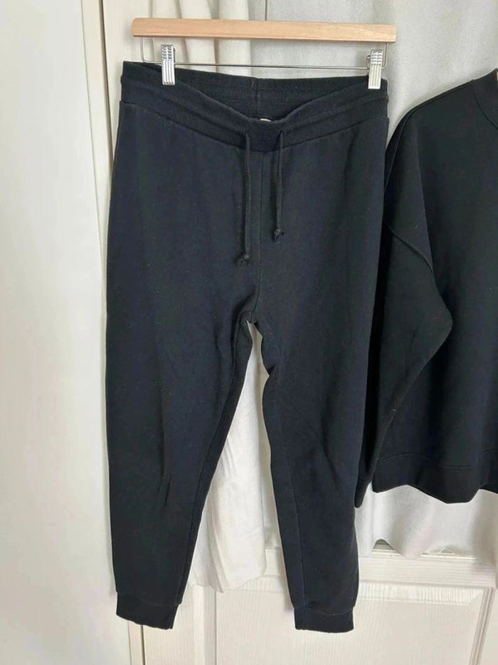 Lot jogging et sweat - photo numéro 4