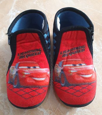 Chaussons Cars " ligthning macqueen" en taille 27