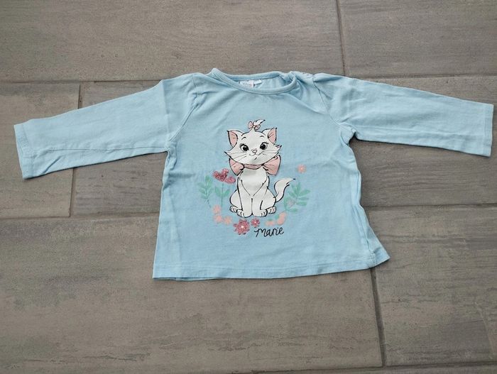 Lot n° 428 T-shirt manches longues Disney Baby 18 mois - photo numéro 2