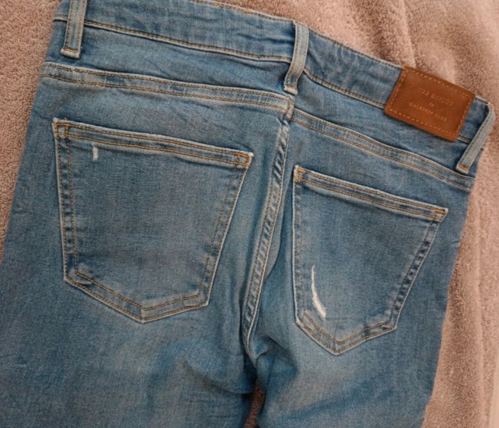 Jean troué zara t xs - photo numéro 7