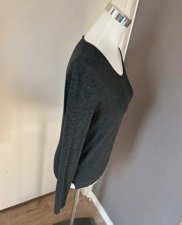 Gerard Darel, pull gris femme, taille 2/38 col strass - photo numéro 3