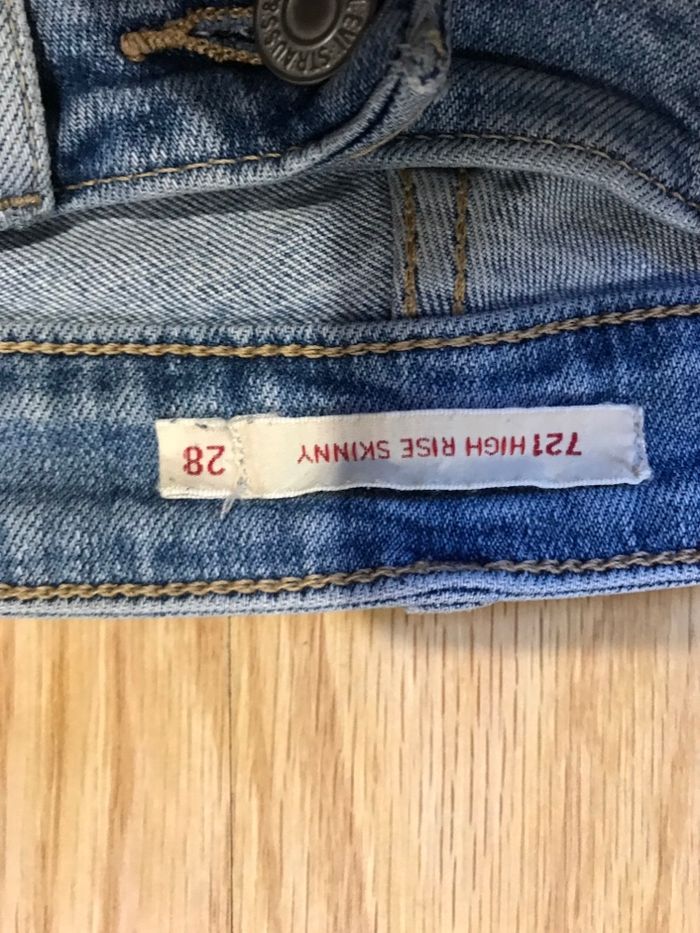 Jean Levis 721 high rise skinny W28 L32 - photo numéro 3