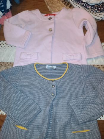 Lot de 2 Gilets 18 mois