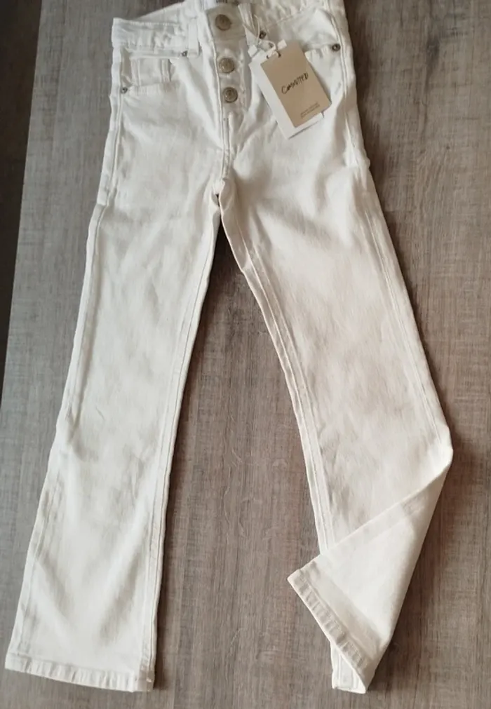 Jean évasé blanc mango 6 ans