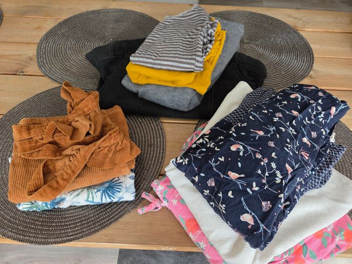 Lot vêtements fille 8ans