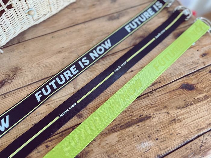 Lot de 3 ceintures sportwear noir et fluo Jennyfer