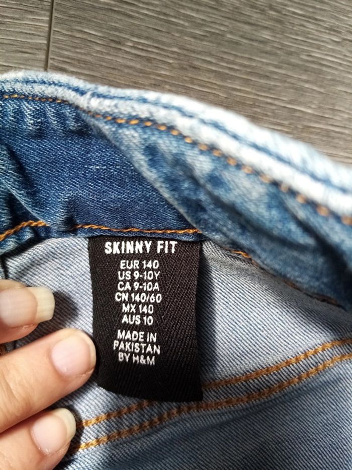 Pantacourt skinny fit T. 140 - photo numéro 4