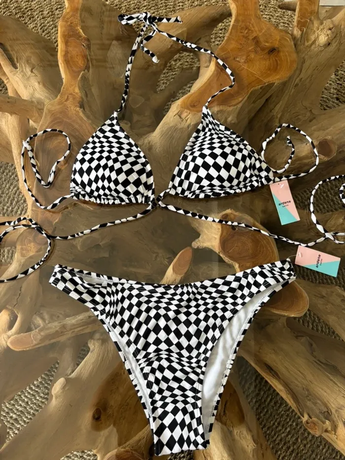 Maillot de bain 2 pièces Ardene noir et blanc carreaux