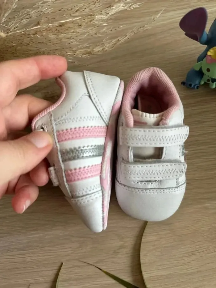 Chaussure basket bébé fille Adidas taille 17 - photo numéro 11