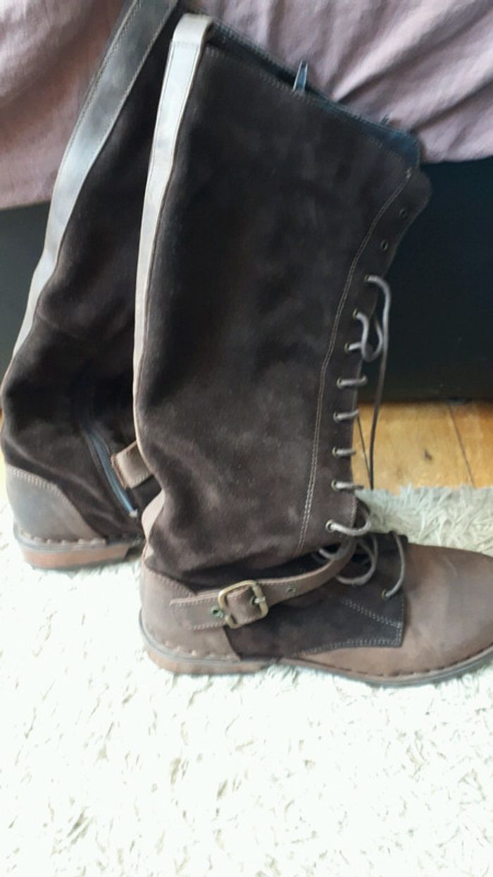 Bottes tendance neuve André marron. - photo numéro 9