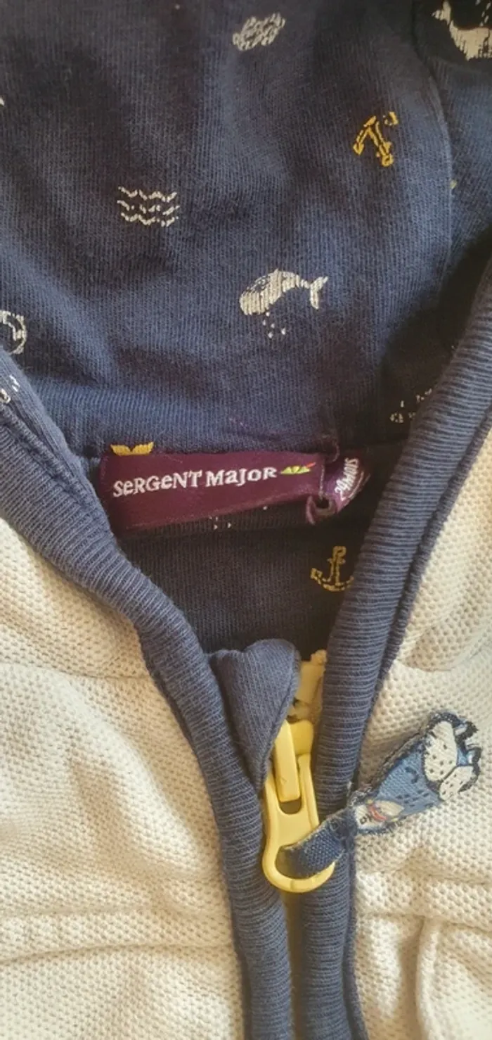 Gilet à capuche - photo numéro 3