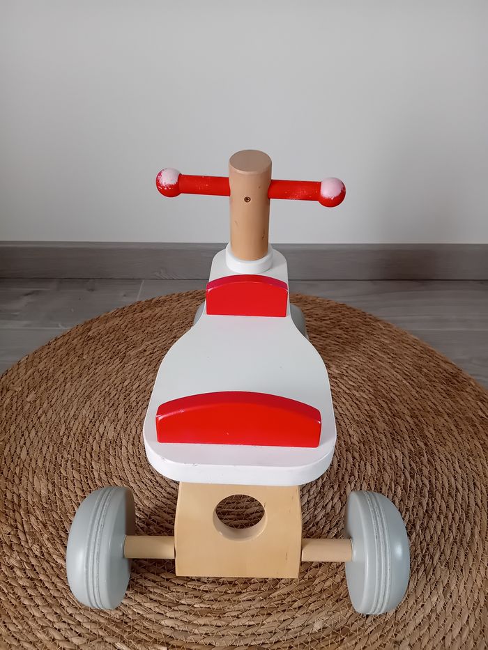 Trotibul porteur en bois 4 roues - photo numéro 4