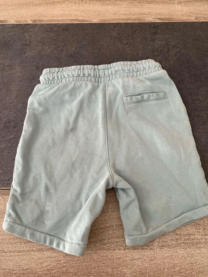 Short tape à l’œil 5 ans - photo numéro 2