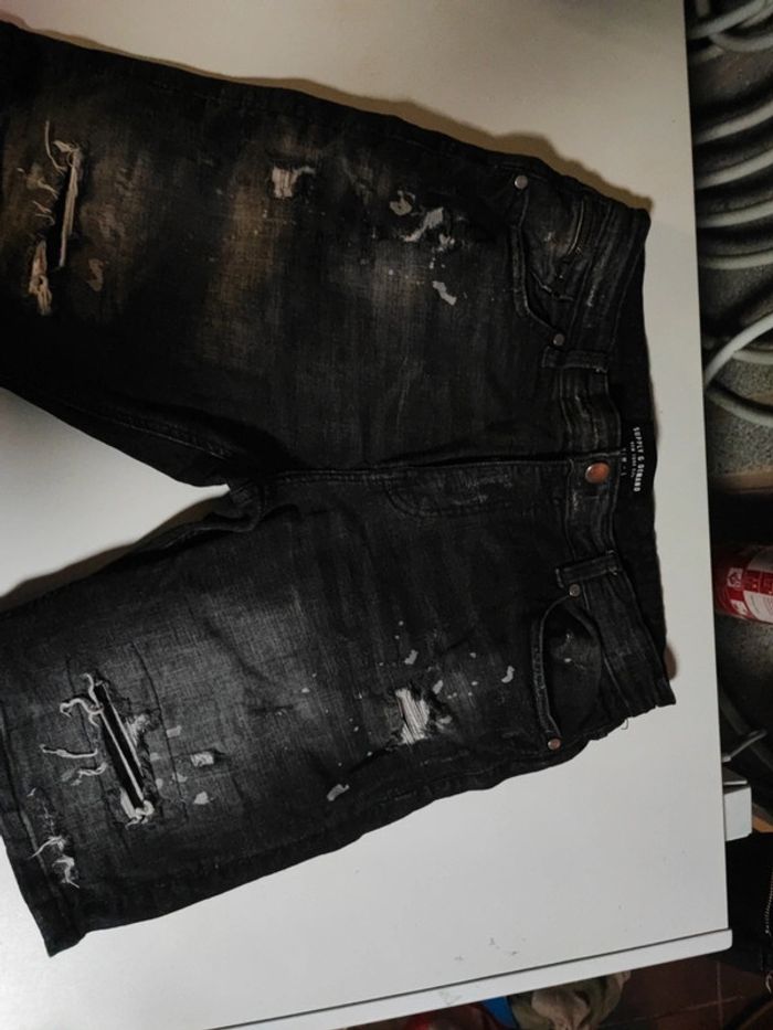 Short supply & demand taille L en excellent état