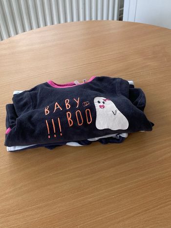 2 pyjamas taille 3 mois