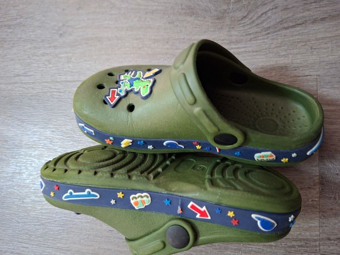 Chaussure taille 28 - photo numéro 3